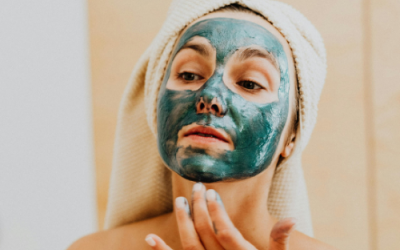 Αιθέρια έλαια για άνοιξη: Ποια βοηθούν σε δέρμα & διάθεση