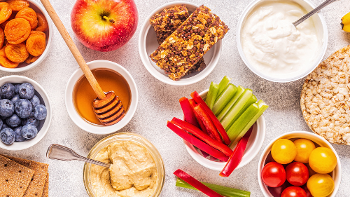 Healthy summer snacks: ελαφριά και θρεπτικά σνακ για ζεστές μέρες στην παραλία