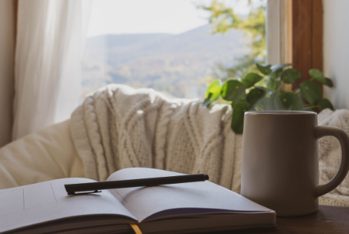 Journaling Prompts για φθινοπωρινή αυτογνωσία