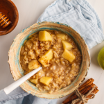 Μούσλι Βρώμης Με Μήλο & Κανέλα - ΧΓΛ (300gr) Amisa Μούσλι Βρώμης Με Μήλο & Κανέλα - ΧΓΛ (300gr) Amisa