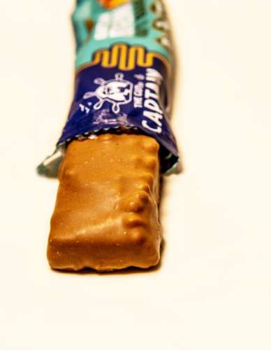 Μπάρα Πρωτεΐνης Σοκολάτα με Salted Caramel (45g) The Gutsy Captain 