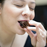 Μπάρα 'Brownie' Φουντούκι - Διπλή σοκολάτα ΧΓΛ (40γρ) Anthema Μπάρα 'Brownie' Φουντούκι - Διπλή σοκολάτα ΧΓΛ (40γρ) Anthema