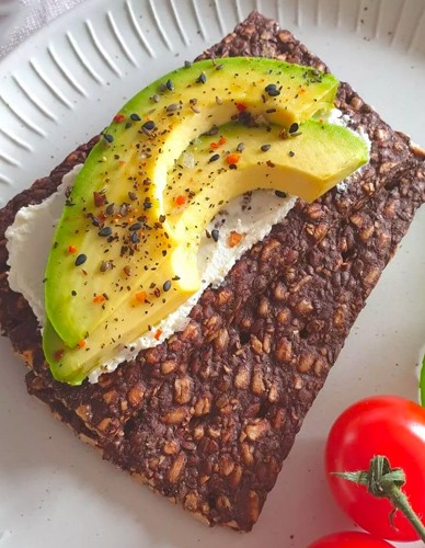 Low-Carb Κράκερς με 'Σπόρους Κάνναβης' - Χωρίς Γλουτένη (200γρ) Panifactum
