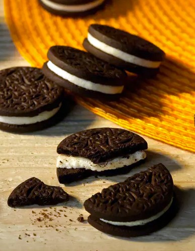 Μπισκότα Κακάο με γέμιση Κρέμας Γάλακτος 'Chocolate O's' - Χωρίς Γλουτένη (165γρ) Schar