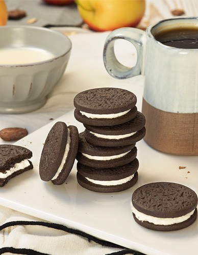Μπισκότα Κακάο με γέμιση Κρέμας Γάλακτος 'Chocolate O's' - Χωρίς Γλουτένη (165γρ) Schar